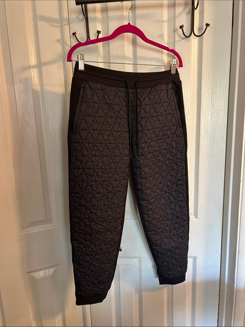 Athleta Solstice Apres ski quilted jogger pants size 6P